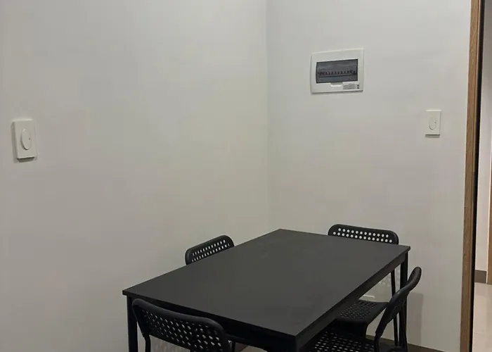 Homestay Guest Bedroom Available In A In Sucat Manila