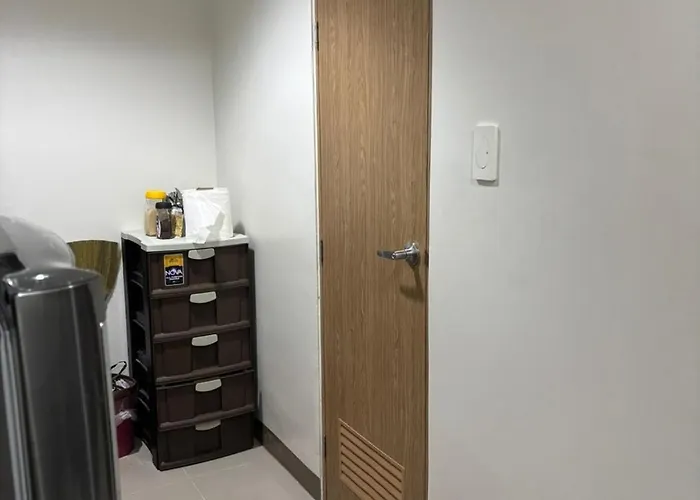 Guest Bedroom Available In A In Sucat Homestay